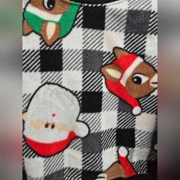 Nwt Girl's Size XS 4/5 Christmas Rudolph Cozy Pajama set w socks, 3pc - Picture 5 of 6